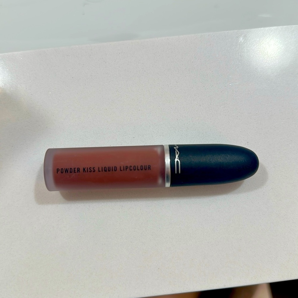 NEW Mac Powder Kiss Liquid Lipcolour - 997 Over the Taupe​
